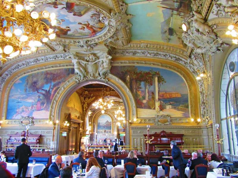 Le Train Bleu restaurant inside Gare de Lyon in Paris with Belle Époque interior