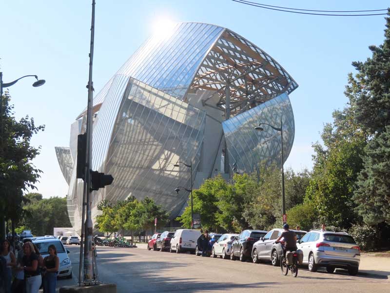 Fondation Louis Vuitton in Paris, a modern art museum near the Bois de Boulogne and Roland Garros
