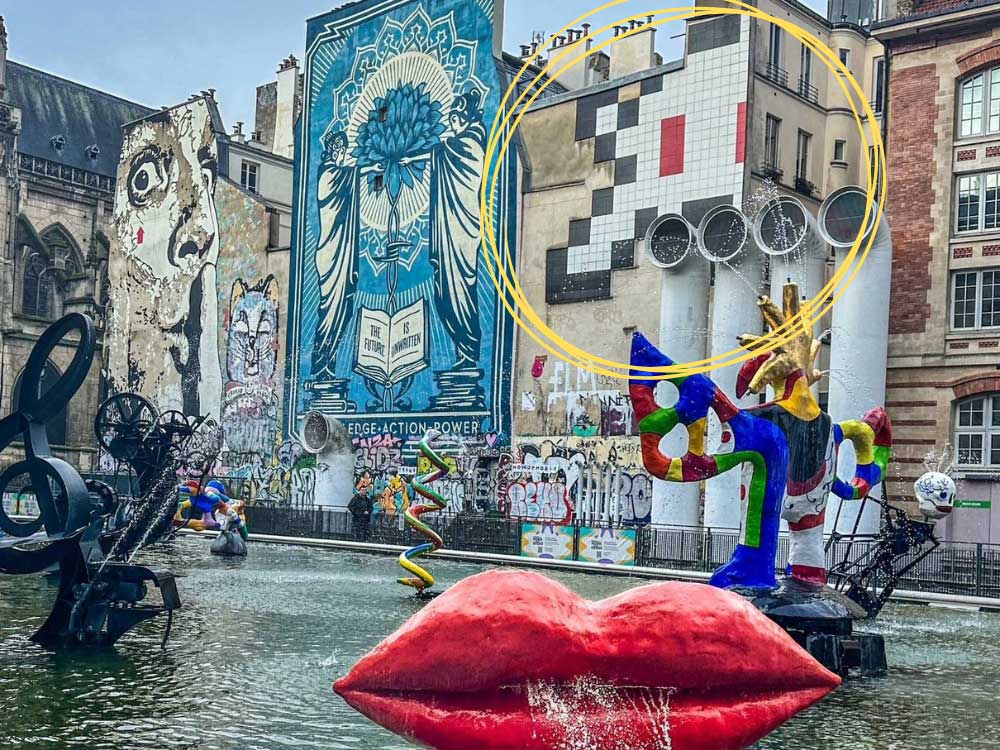 The giant Invader Place Igor Stravinsky in Paris