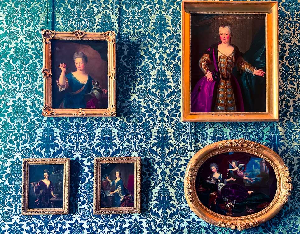 Exhibitions in Paris - Versailles